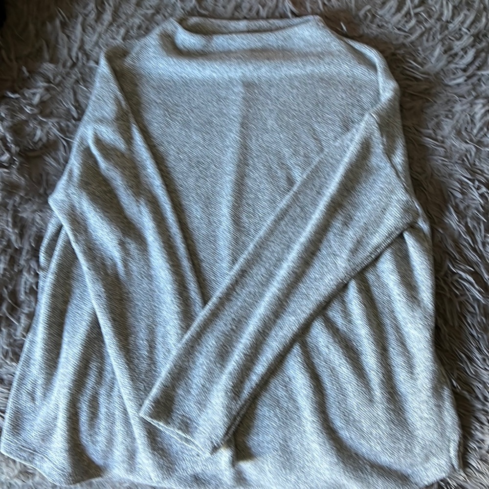 old navy mock neck sweater